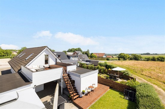 Langørvej 19 er til salg for kun 1.698.000 kr.: Se de billigste boliger til salg i Tilst her