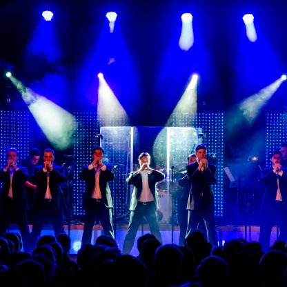 Oplev The 12 Tenors i Odeon