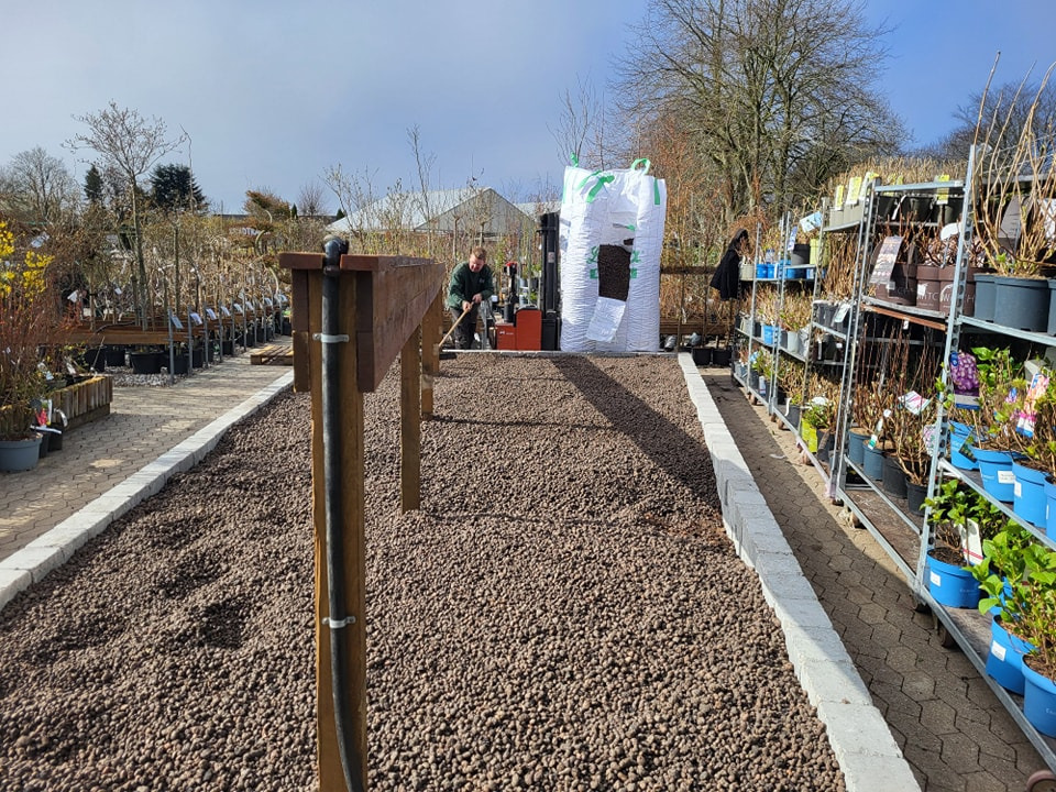 Asmild Plantecenter ApS opdaterer og fornyer planteskolen med ændringer i træ- og hortensiabede