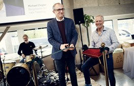 Tschernings store dag: Indvier hovedkontor af 90 procent genbrugsmaterialer