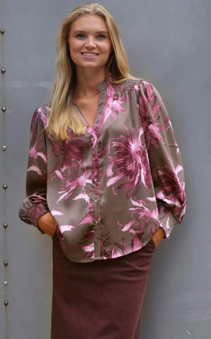 Rosengreen tilbyder flot bluse fra Prepair til nedsat pris