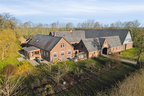 Top 6 over dyreste boliger til salg i Søndersø. Priser op til 3.395.000 kr