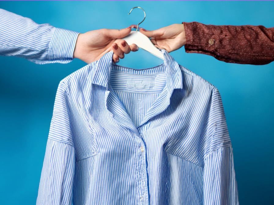 Tøjbyttedag på Nexø Bibliotek: Giv og få nyt til garderoben