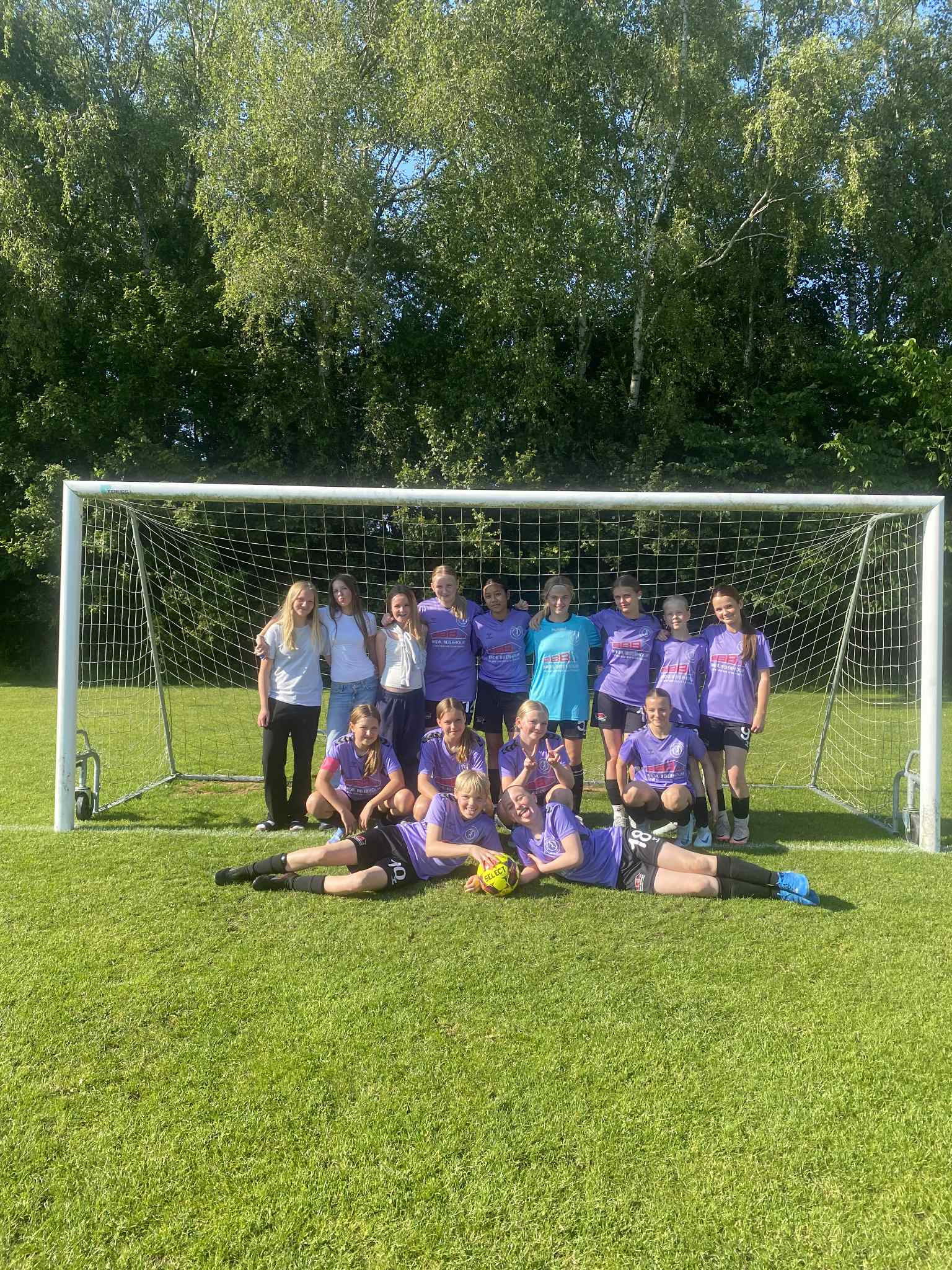 Faxe-Haslev U13-piger slutter sæsonen af med nervepirrende comeback mod Vordingborg IF