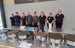 Line og Bent greb muligheden og blev selvstændige - Nu lever de af at sælge pandekager