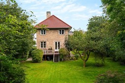 Kærlundsvej 4 og 9 andre boliger er kommet til salg denne uge i Aalborg - se boligerne her.