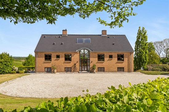 Top 6 over dyreste boliger til salg i Randers. Priser op til 8.800.000 kr