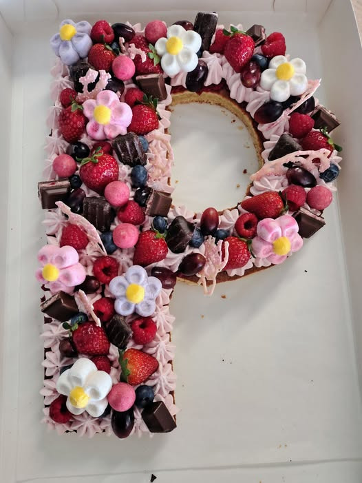 Craft Café Horsens fejrer særlige øjeblikke med skræddersyede kager