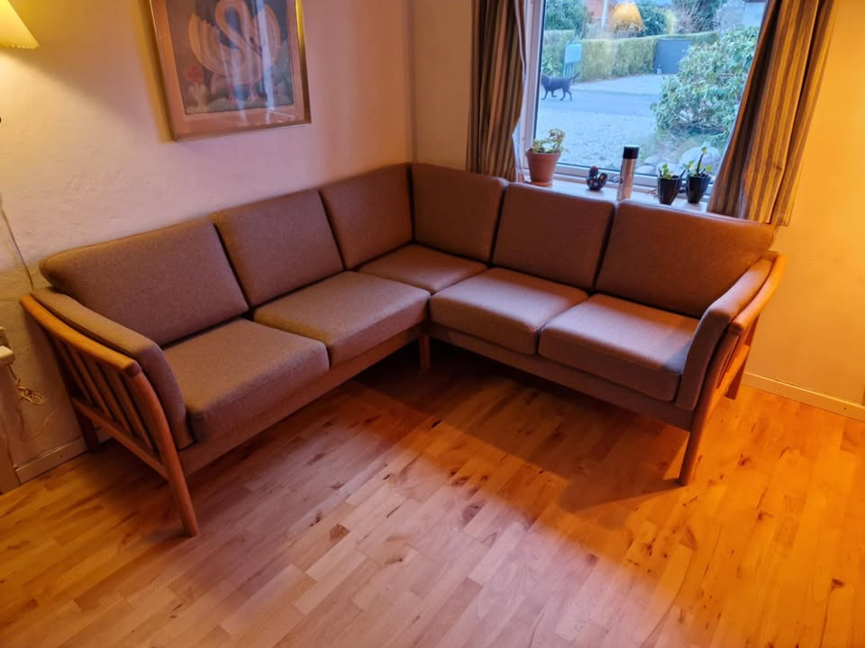 Hovelind Møbler præsenterer Denver Lux sofa i ny luksuriøs stoftype