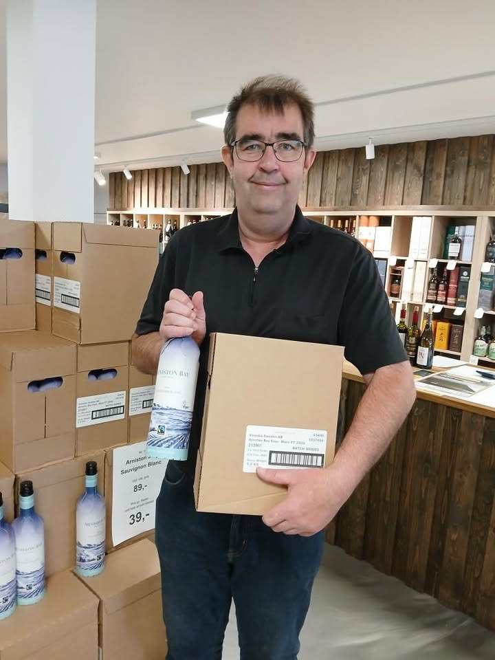 Fredericia Vinhandel introducerer Julies perfekte strand- og picnicvin tilbud