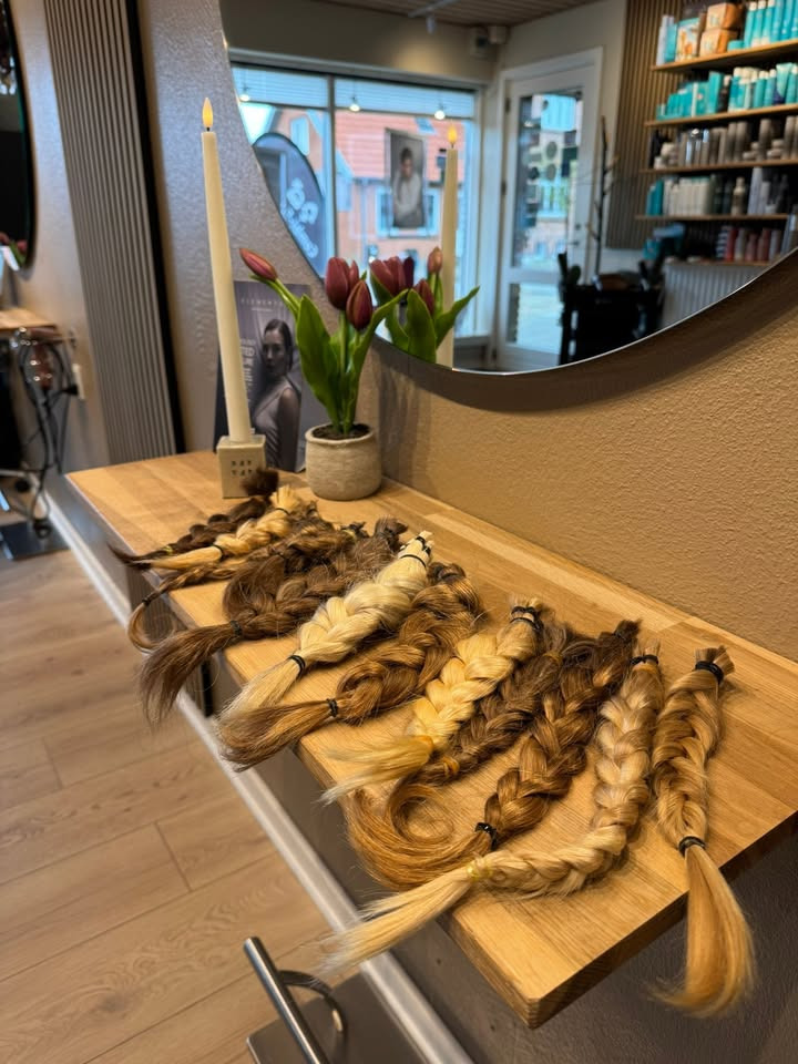 Combi Frisøren donerer hårtotter til parykker i Århus