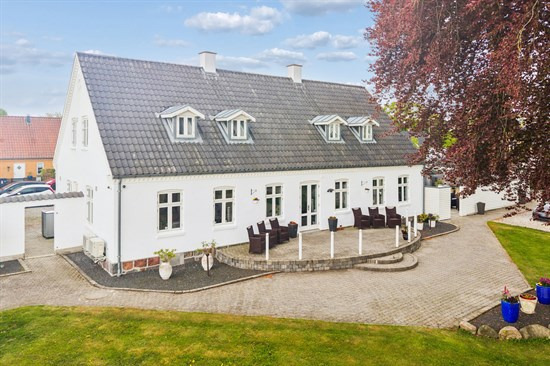 Top 6 over dyreste boliger til salg i Hedehusene. Priser op til 7.995.000 kr