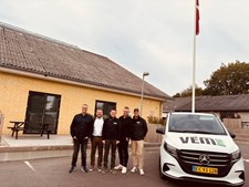 Mejrup Kultur- og Fritidscenter sikrer navnesponsorat med VEM Byg til opgradering af multisalen