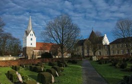 Varde Kommunes kirker er nu på Danmarks nationalleksikon, lex.dk