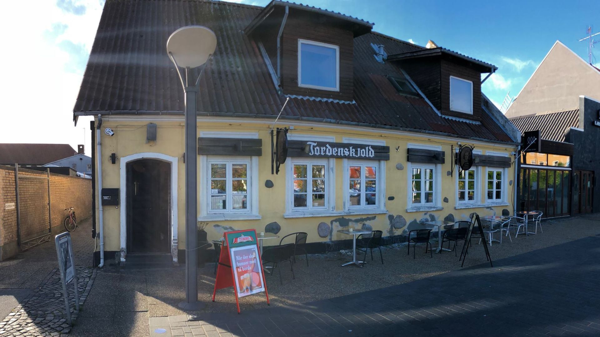 Tordenskjoldskroen inviterer til storslået sommerfest i gårdhaven