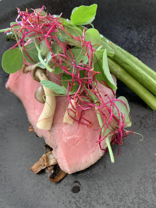 Restaurant Luna Lemvig frister med helstegt oksemørbrad og tilbehør lørdag 26.7