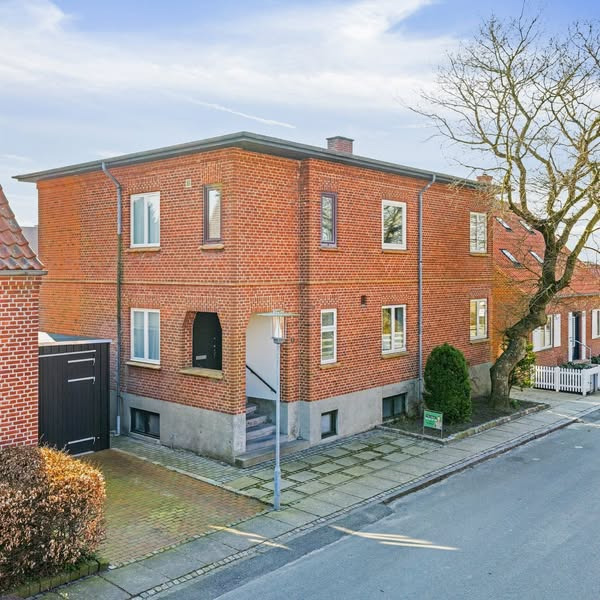 Sjældent udbudt villa i hjertet af Ribe hos Ribe Mæglerne