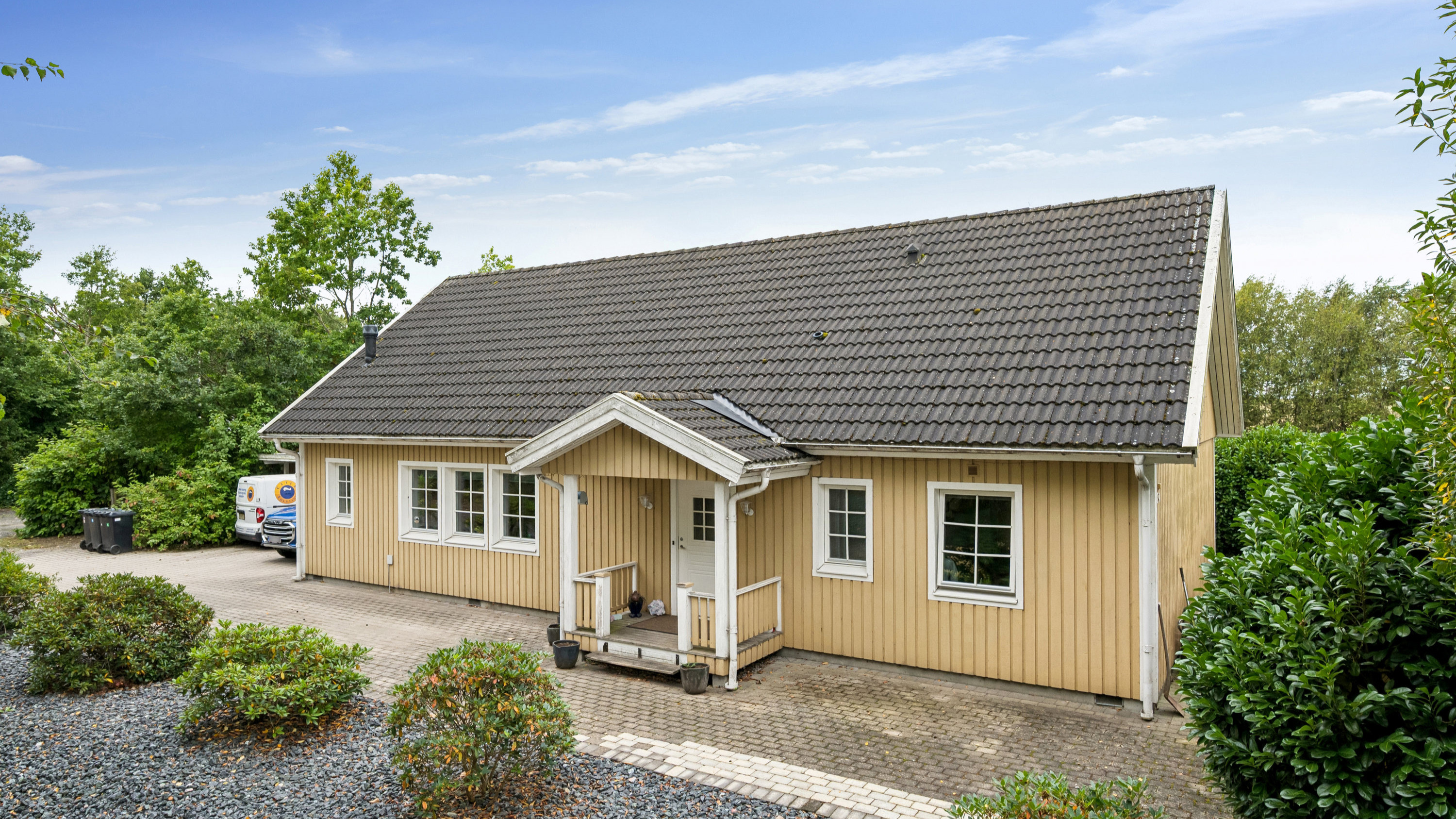 Åbent hus: Oplev en lys og luftig villa i naturskønne Horn ved Silkeborg