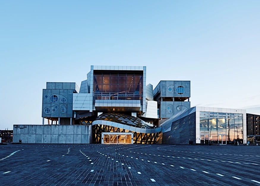 Oplev Musikkens Hus bag kulisserne