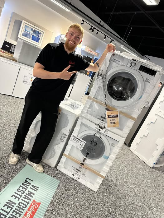 Theodor præsenterer en Hoover vaskemaskine med 50% rabat hos Skousen Nørresundby Hvidevarer