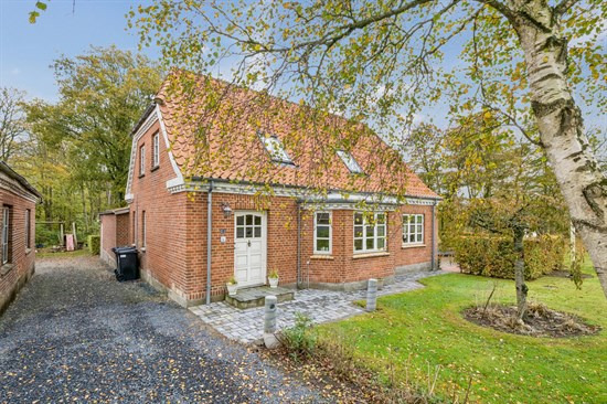 Til salg hos Nybolig Skive I/S: Pæn murermestervilla med plads til livet