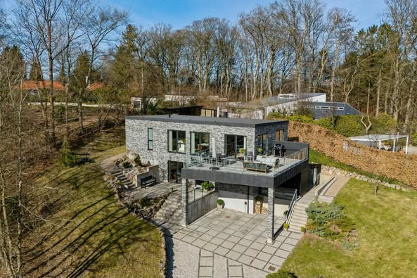 &LIVING Aalborg præsenterer energivenlig funkisvilla i Søllerød