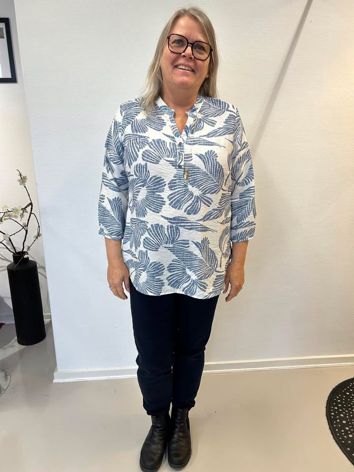 GARDEROBEN præsenterer nyhed: BAMOA bluse fra 2-BIZ i størrelser S-XXL