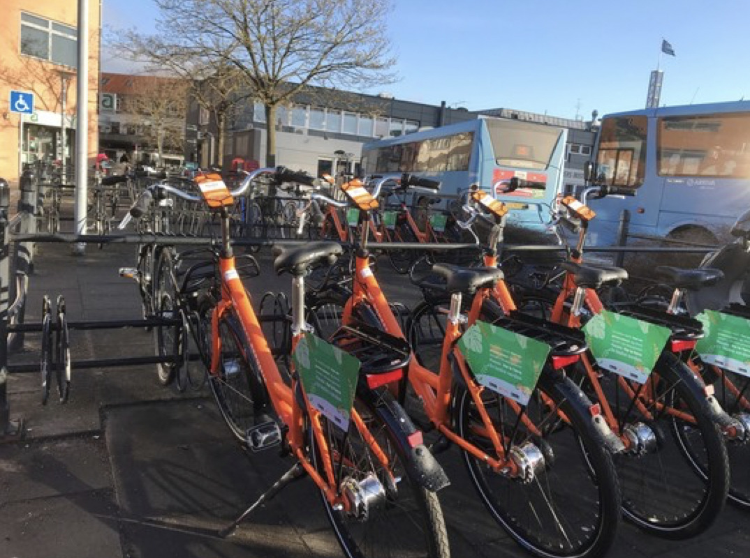Orange bycykler taget godt imod i Randers