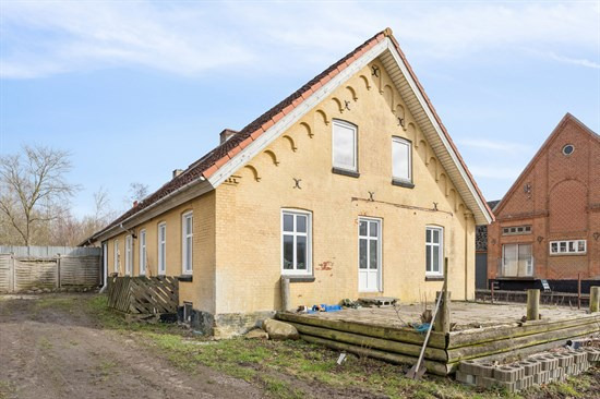 Ulstrup Skovvej 23 er til salg for kun 220.000 kr.: Se de billigste boliger til salg i Ulstrup her