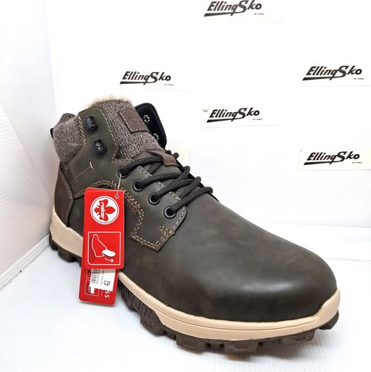 Elling Sko sælger varmforede Rieker herrestøvler til halv pris