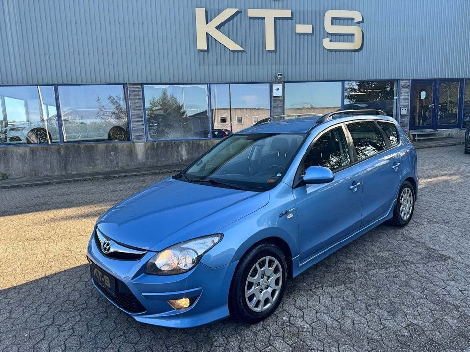 KT-S tilbyder spændende udvalg af biler – se blandt andet denne Hyundai i30