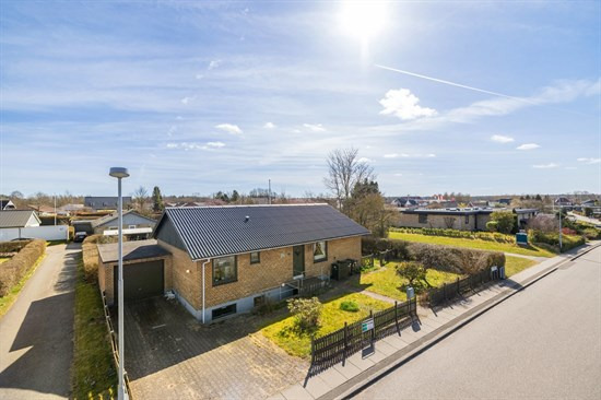 Langørvej 19 er til salg for kun 1.698.000 kr.: Se de billigste boliger til salg i Tilst her