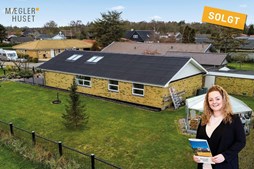 Cathrine sælger hus i Sæby via køberkartotek før det når internettet