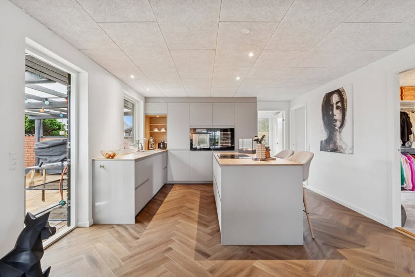 Nyrenoveret villa til salg på Vibevej i Ikast af John Frandsen Ikast