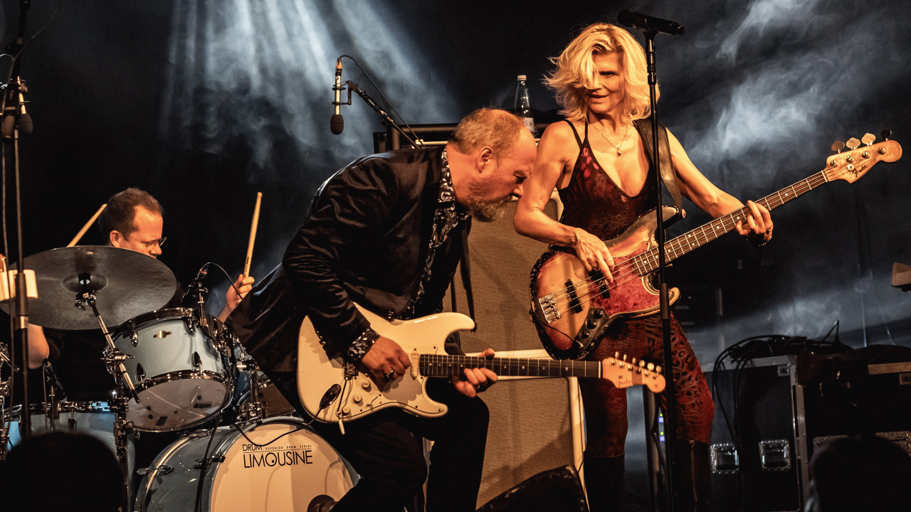 Oplev Poul Halberg Powertrio i Præstø