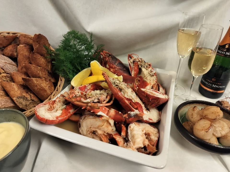 Restaurant Limfjorden ønsker godt nytår til sine gæster og ser frem til 2025