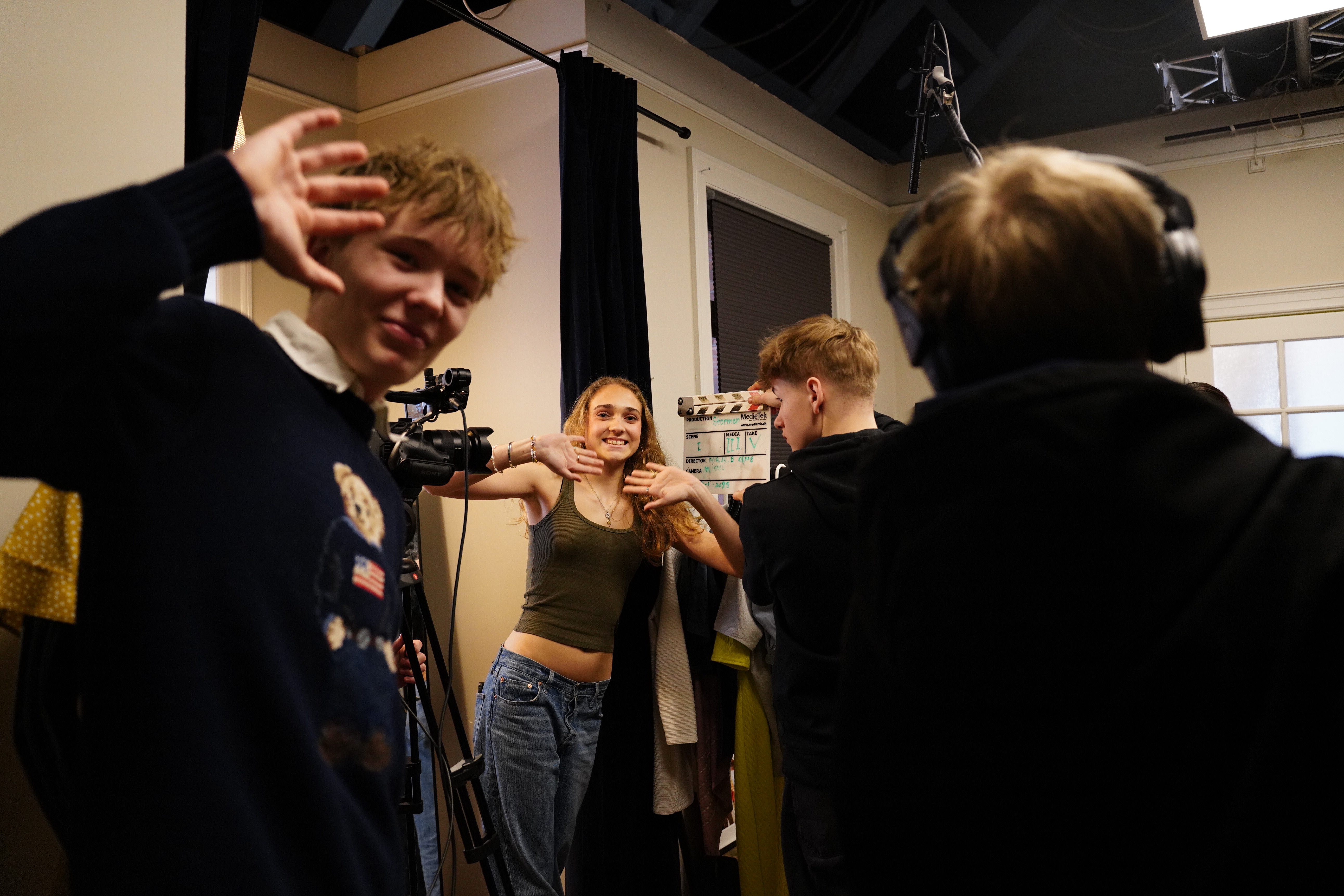 Efterskoleelever stiller skarpt på partnervold i ny kortfilm