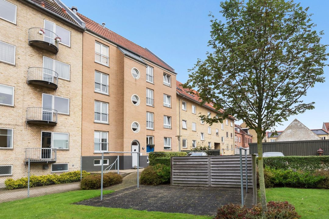 RandersBolig tilbyder ledig 3-værelses lejlighed i centrum