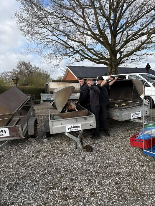 Jaataak Slagteren fejrer konfirmanderne med grilltrailere og åbner butik til grillbehov