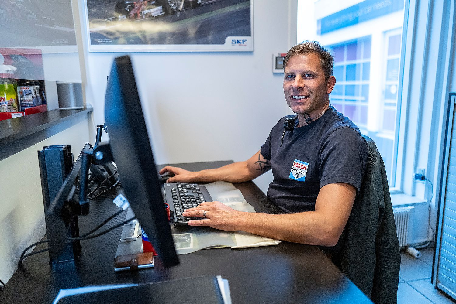 Passion og benzin i blodet holder Christian Rytter og Auto Teknik godt kørende