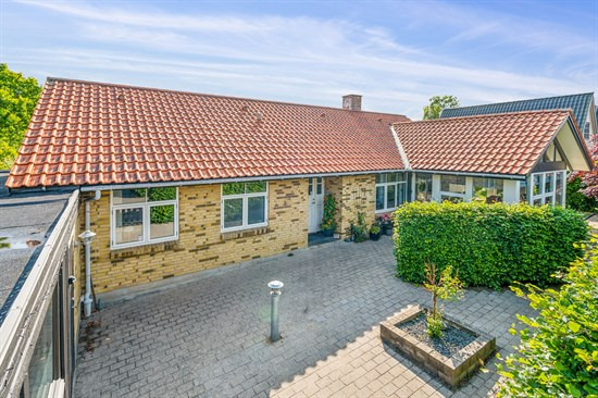 Til salg hos home Brønderslev: Asgård 92, 9700 Brønderslev