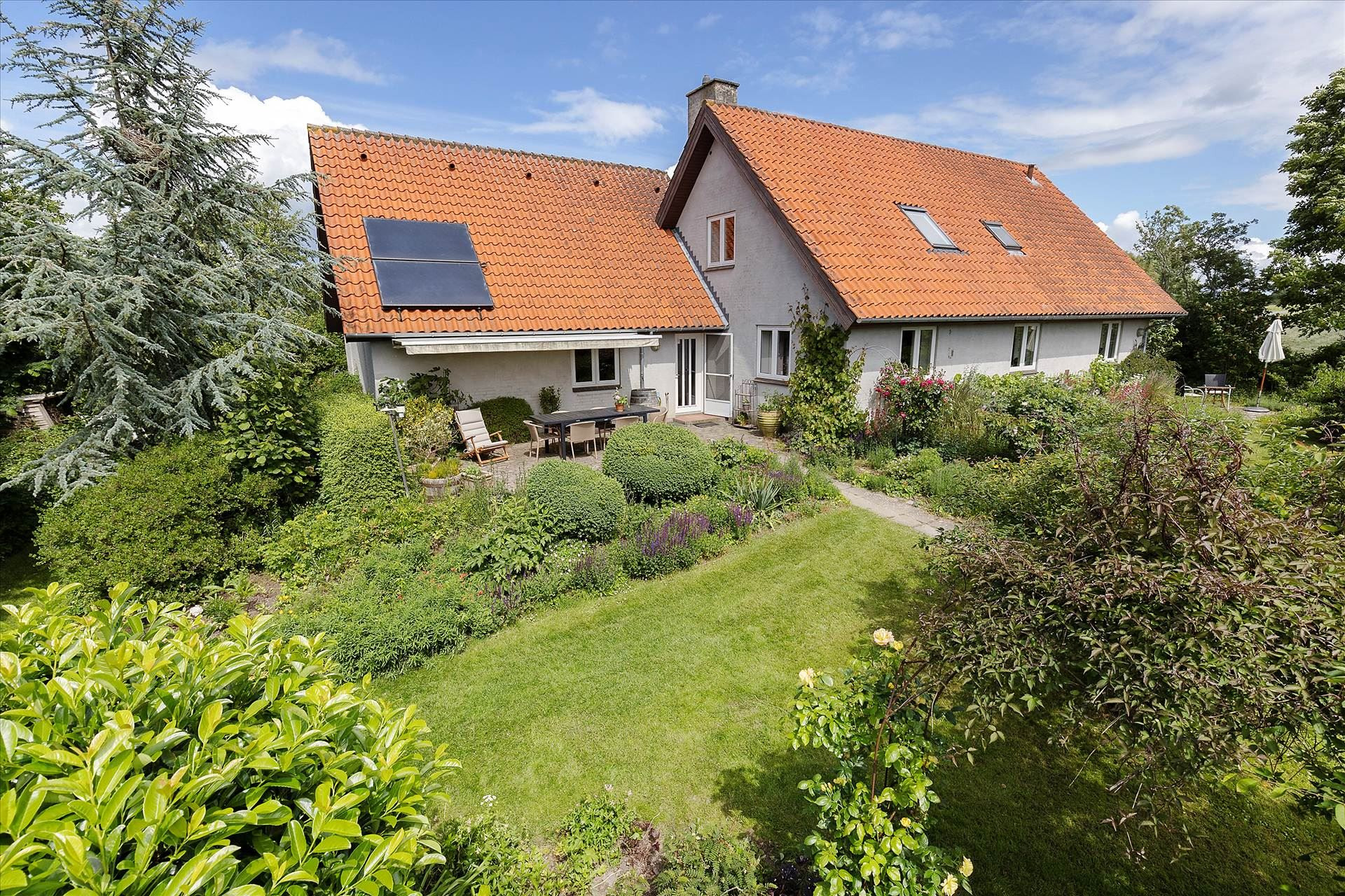 Drømmer du om luksus? For 2,3 mio. kroner er Rejnstrupvej 22 kommet til  salg - Se den og de dyreste boliger til salg her | VORES Fuglebjerg