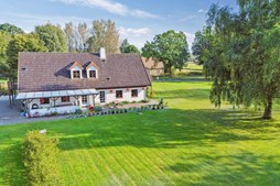 For 3,8  mio. kroner kan du nu få Jernbanevej 12 - Se priserne på de dyreste boliger til salg i Svebølle