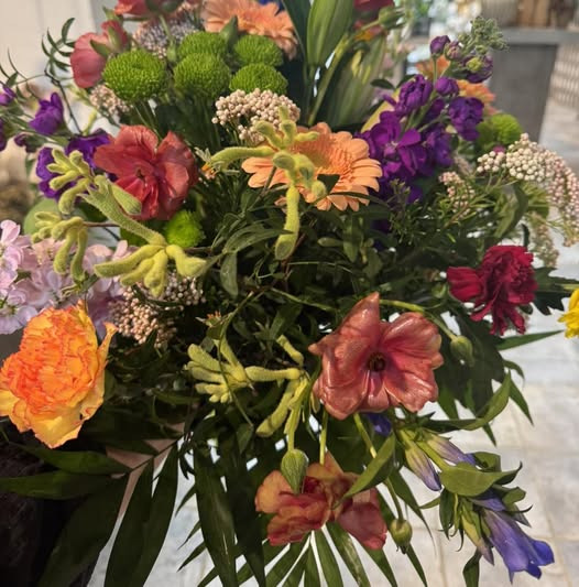 Fynbogården Blomster ApS klar til nytårsforberedelser med buketbestillinger