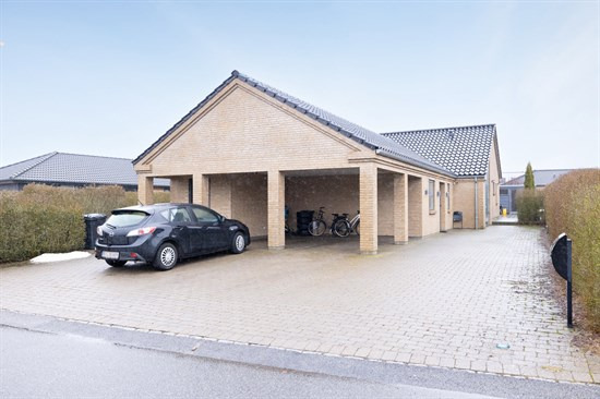 Luksusbolig netop kommet til salg i Tilst: Se hvad du skal smide for Tilsts dyreste adresser her