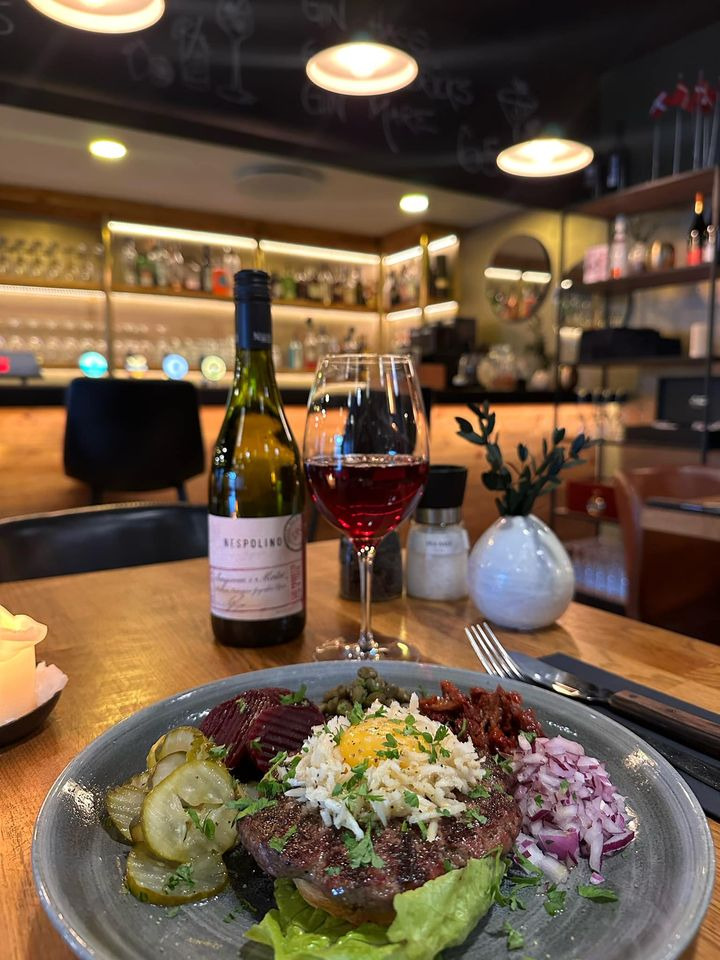 Nyd en uforglemmelig frokostoplevelse hos Restaurant Cooks i dag