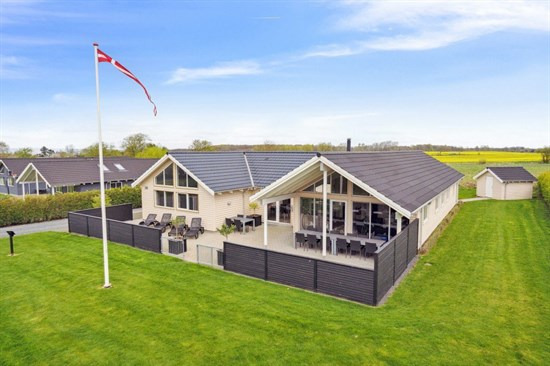 Top 6 over dyreste boliger til salg i Bogense. Priser op til 40.000.000 kr