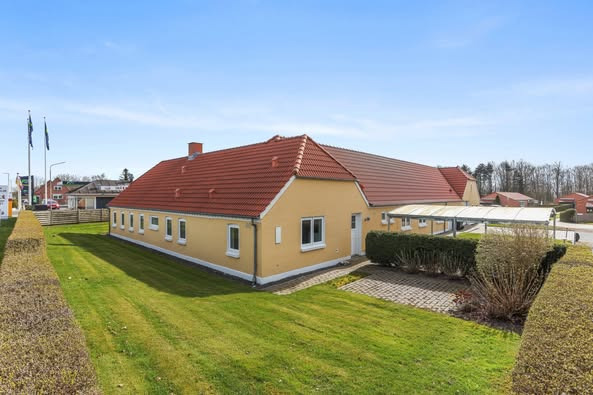 Mæglerhuset Asger Larsen præsenterer prisnedsat ejendom med terrasse i Brovst