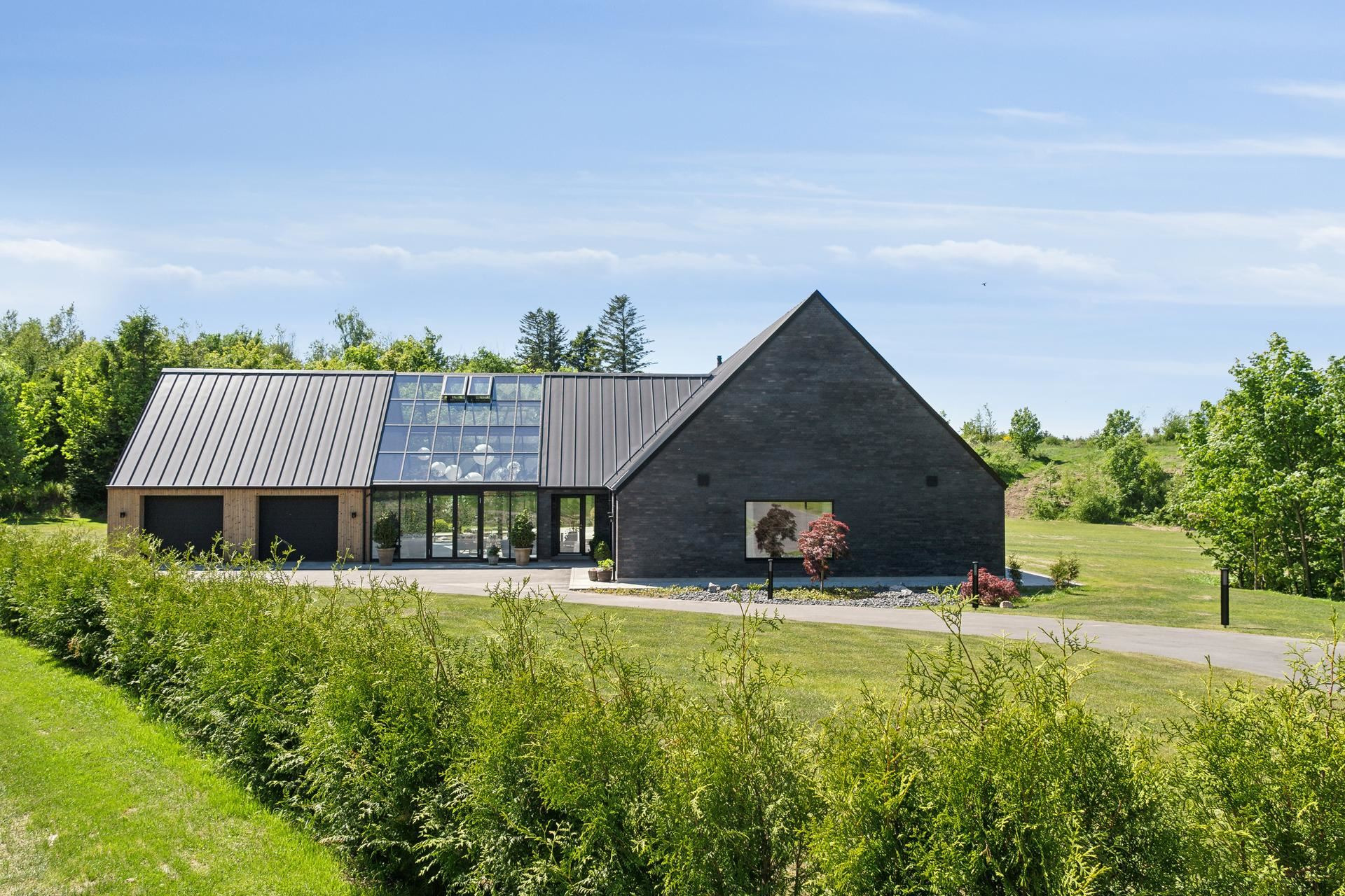 Luksusbolig netop kommet til salg i Hjørring: Se hvad du skal smide for Hjørrings dyreste adresser her