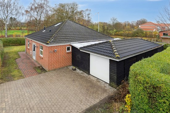Hovedgaden 28 er til salg for kun 1.698.000 kr.: Se de billigste boliger til salg i Låsby her